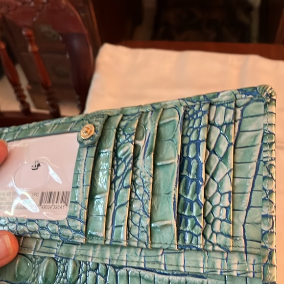 Genuine Brahmin ombre Melbourne, Ady Clutch wallet - Picture 9 of 11